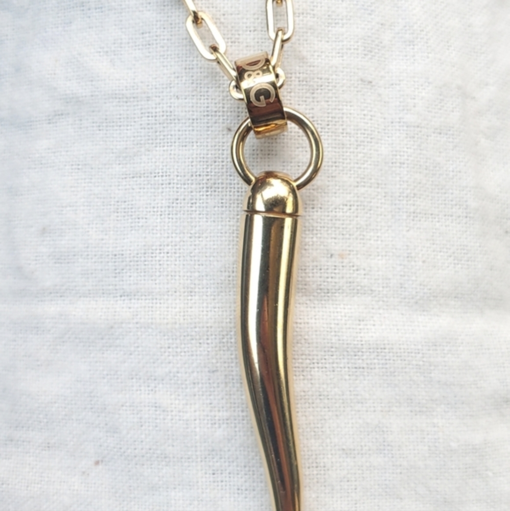 D&G Pepper Horn Necklace.
